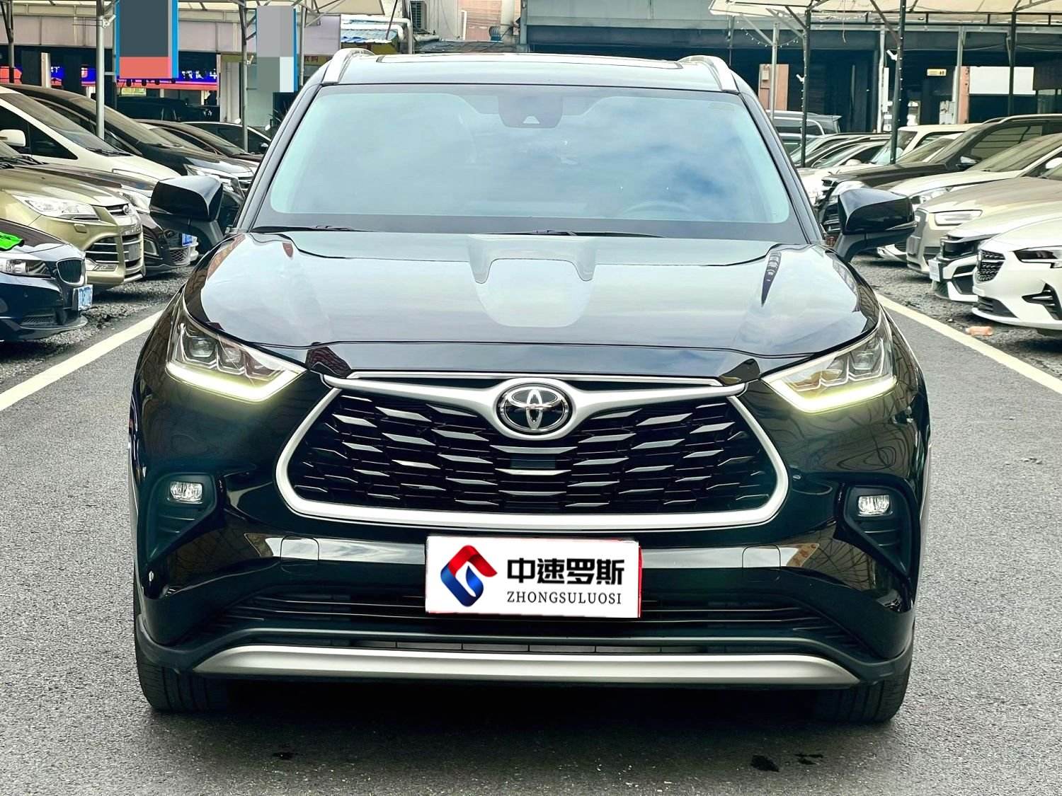汉兰达 2024款 380T 四驱豪华版 7座