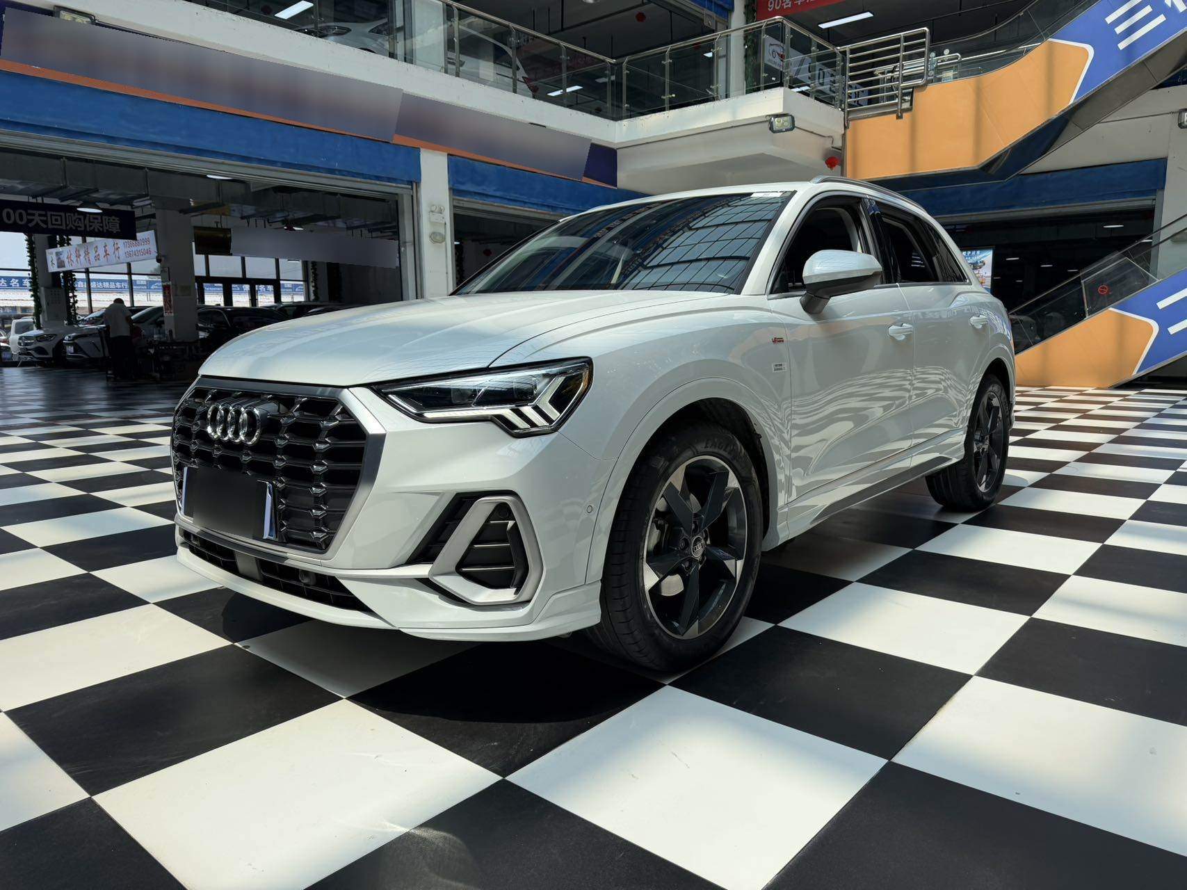 Audi Q3 2022 35 TFSI Stylish and Dynamic