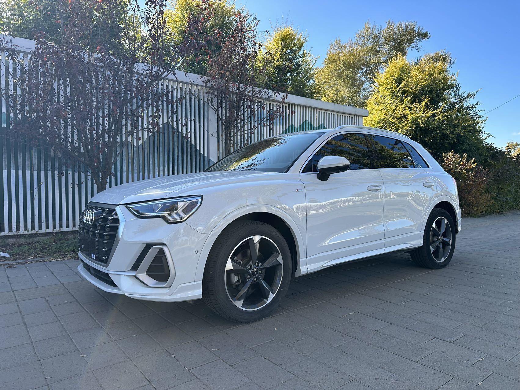 Audi Q3 2022 35 TFSI Stylish and Dynamic