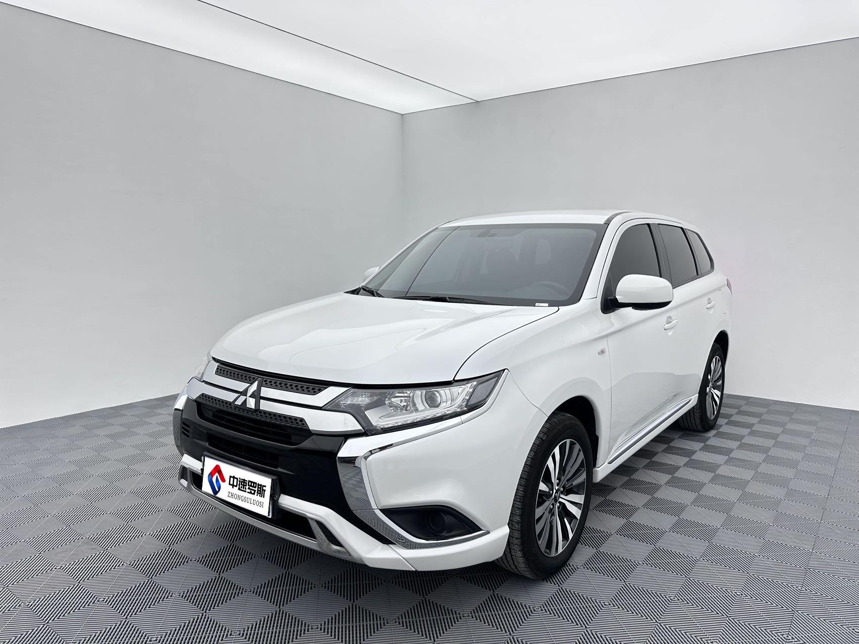 Outlander 2021 2.0L 2WD 5-seater