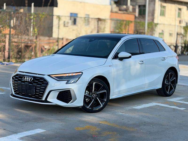 Audi A3 2022 Sportback 35 TFSI Stylish and sporty